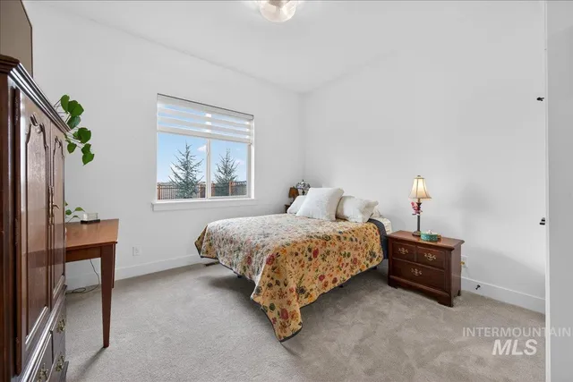 $889,900 | 1911 North Willowick Avenue, Eagle, ID 83616