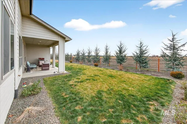 $889,900 | 1911 North Willowick Avenue, Eagle, ID 83616