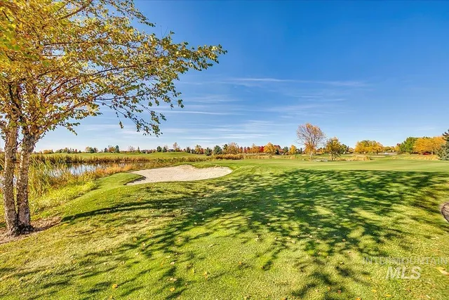 $889,900 | 1911 North Willowick Avenue, Eagle, ID 83616