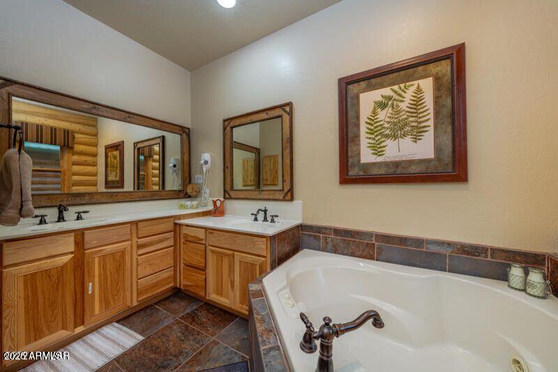 44 Main Street, Unit 161 Greer, AZ 85925 - Photo 17 of 20 20250215034702628399000000-o