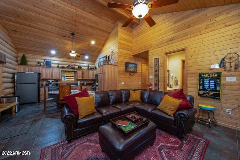 44 Main Street, Unit 161 Greer, AZ 85925 - Photo 7 of 20 20250215034700992643000000-o