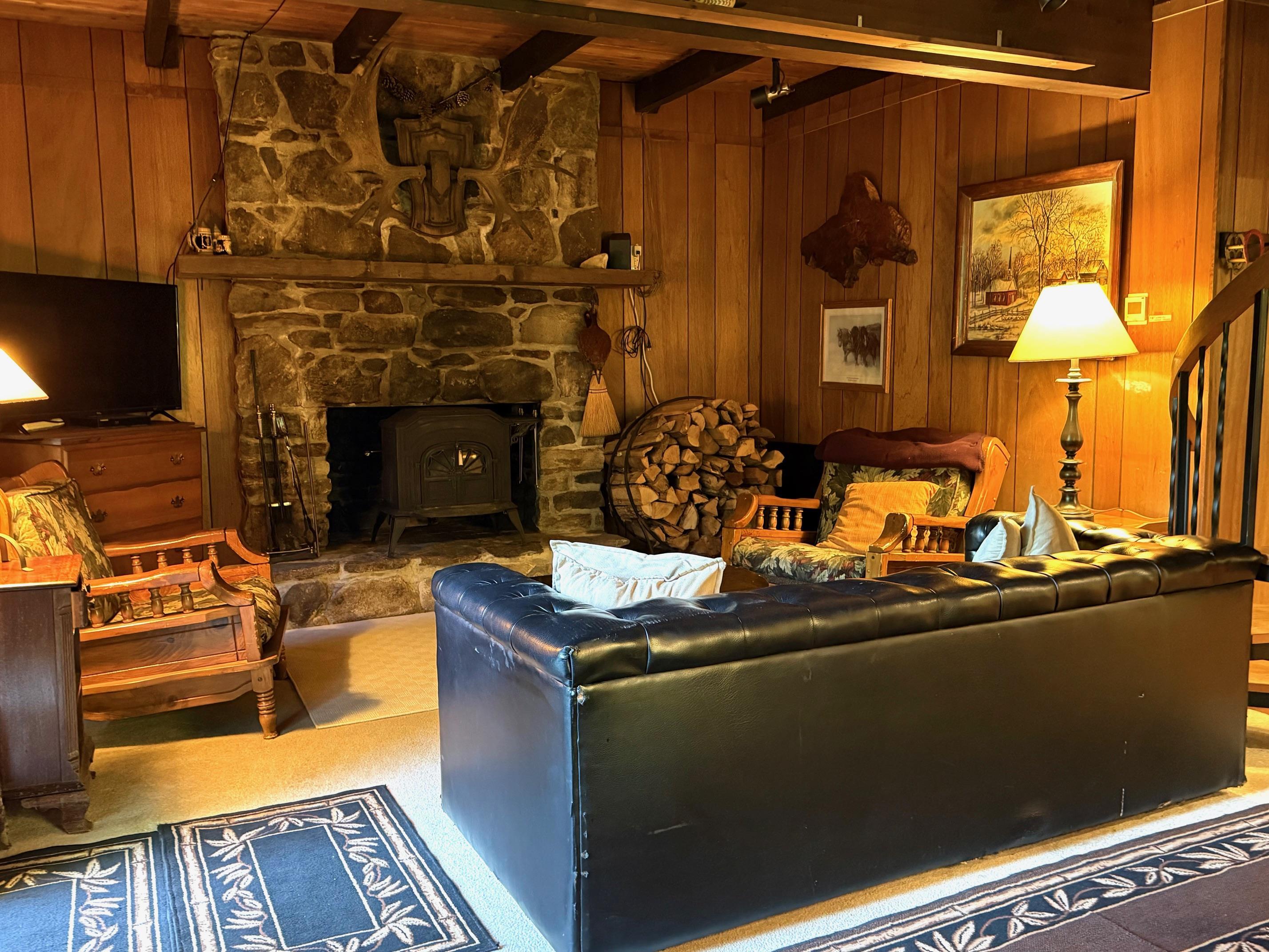 33 Aspen Lane Winhall, VT 05340 - Photo 12 of 35