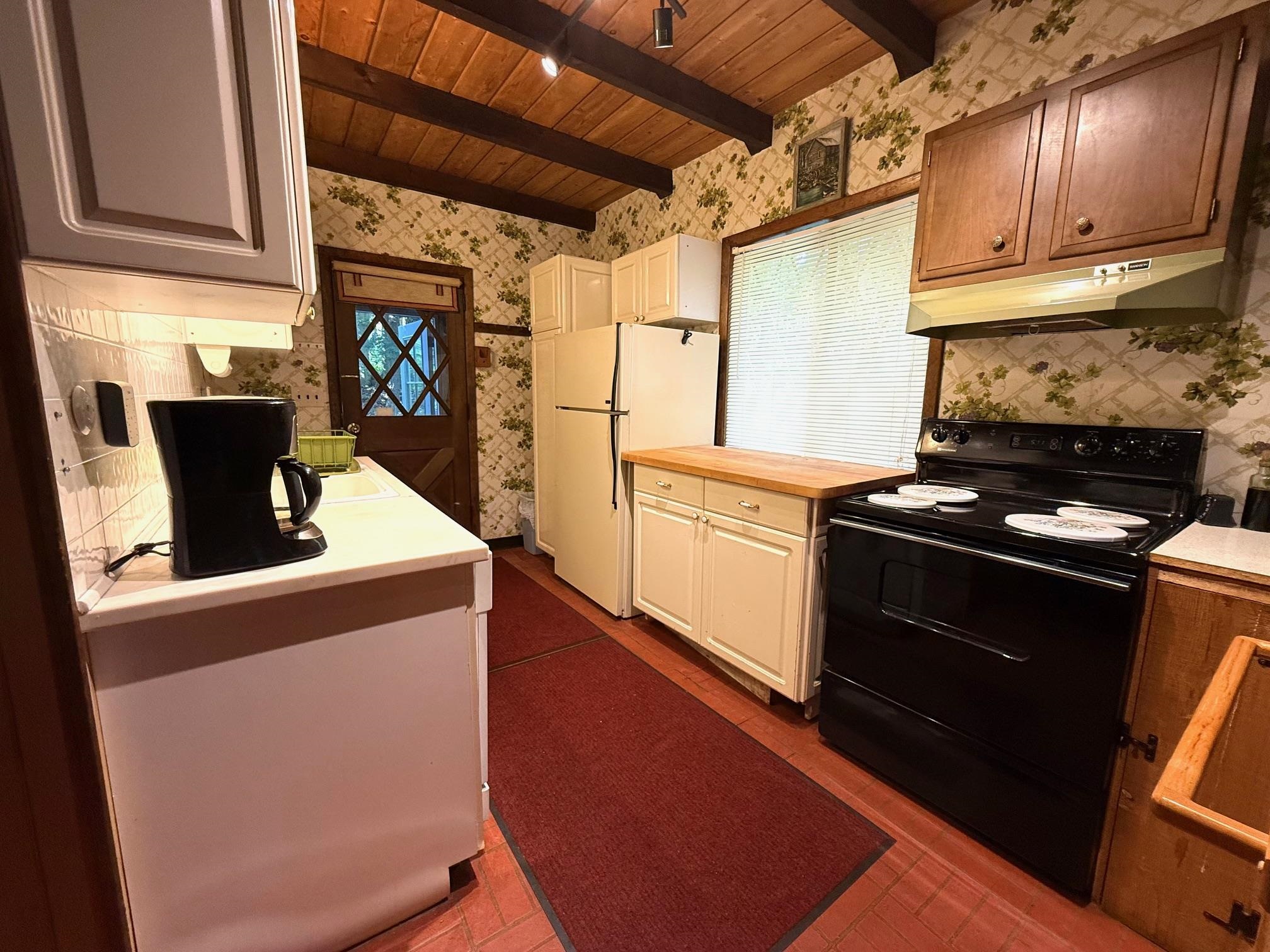 33 Aspen Lane Winhall, VT 05340 - Photo 4 of 35