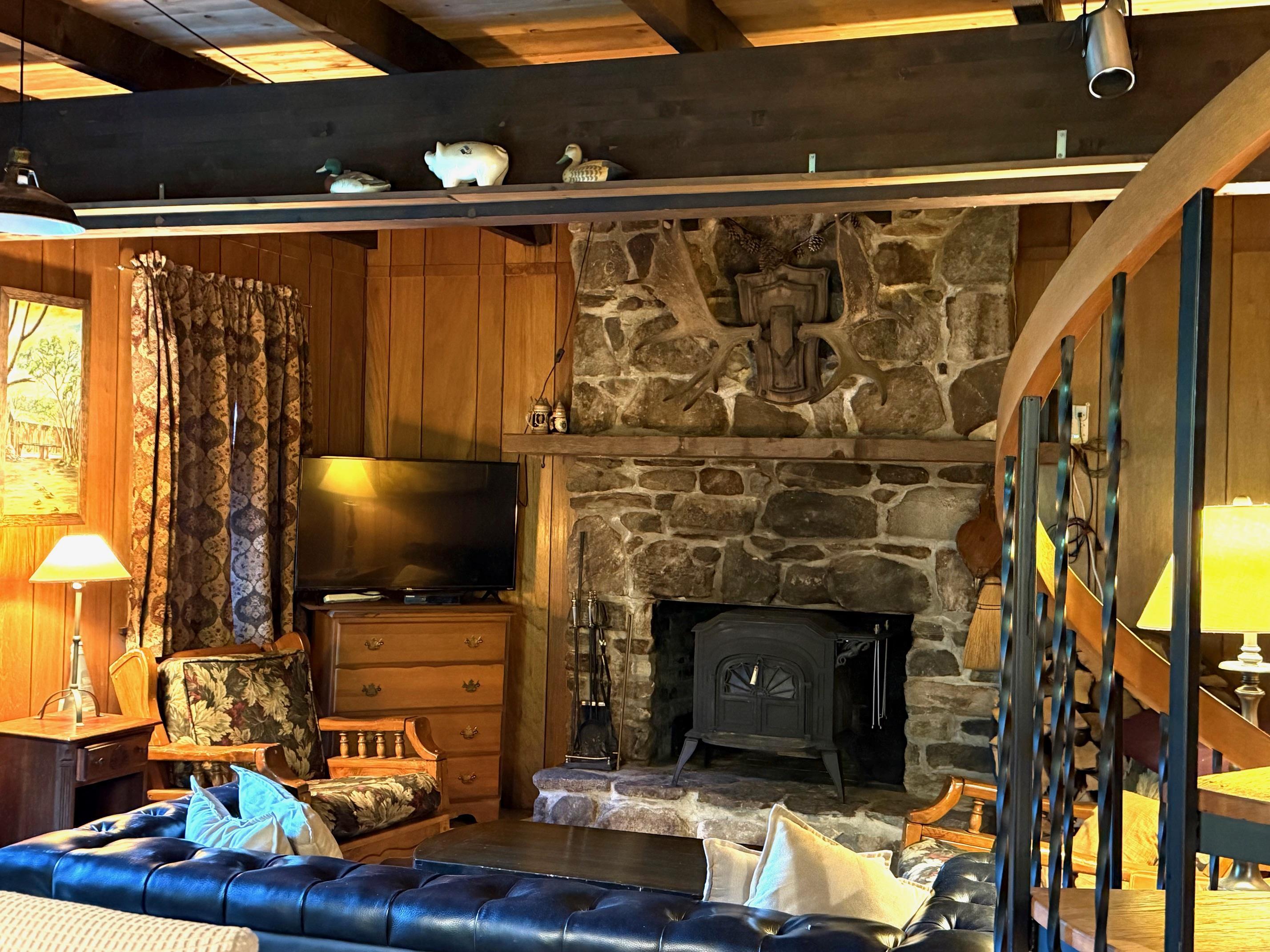 33 Aspen Lane Winhall, VT 05340 - Photo 9 of 35