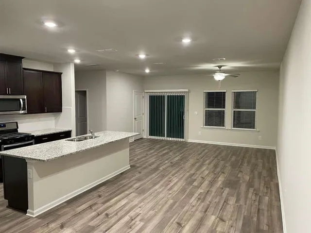 $2,250 | 1643 Villageside Court, Lawrenceville, GA 30043