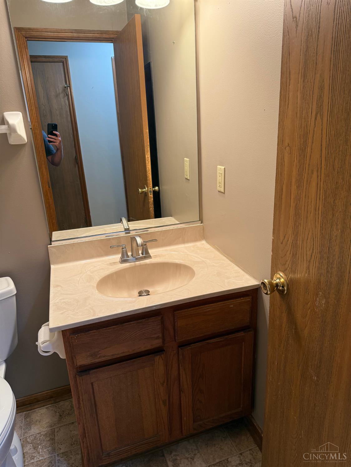 3269 Mack Road Fairfield, OH 45014 - Photo 11 of 23