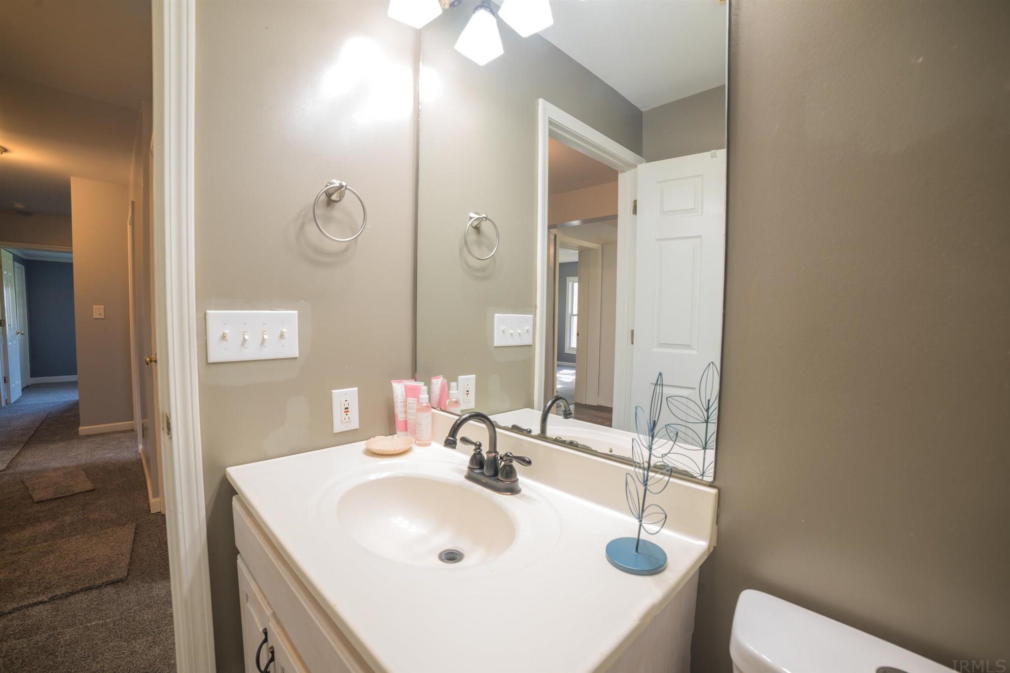 416 Mt Pleasant Road Bedford, IN 47421 - Photo 13 of 31