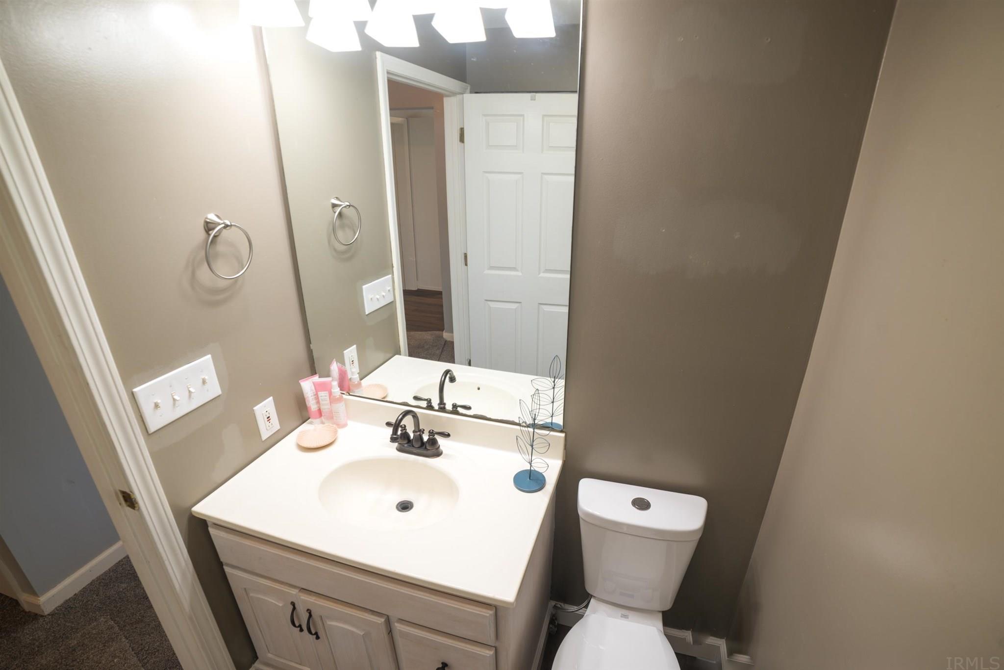 416 Mt Pleasant Road Bedford, IN 47421 - Photo 14 of 31