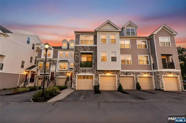 $3,600 | 159 George Russell Way, Unit 311, Clifton, NJ 07013