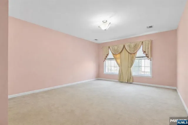 $3,600 | 159 George Russell Way, Unit 311, Clifton, NJ 07013