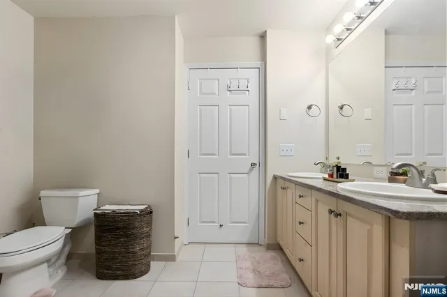 $3,600 | 159 George Russell Way, Unit 311, Clifton, NJ 07013