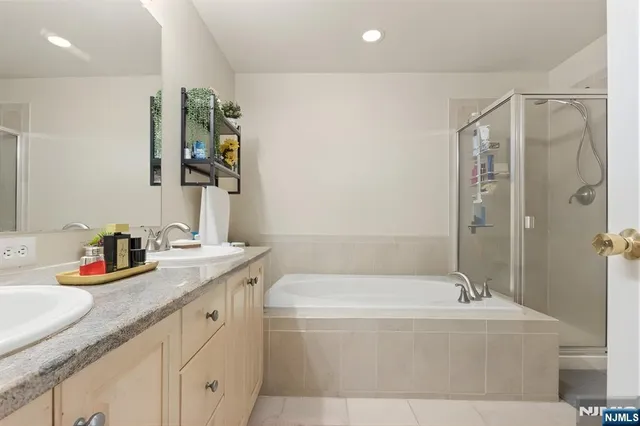 $3,600 | 159 George Russell Way, Unit 311, Clifton, NJ 07013