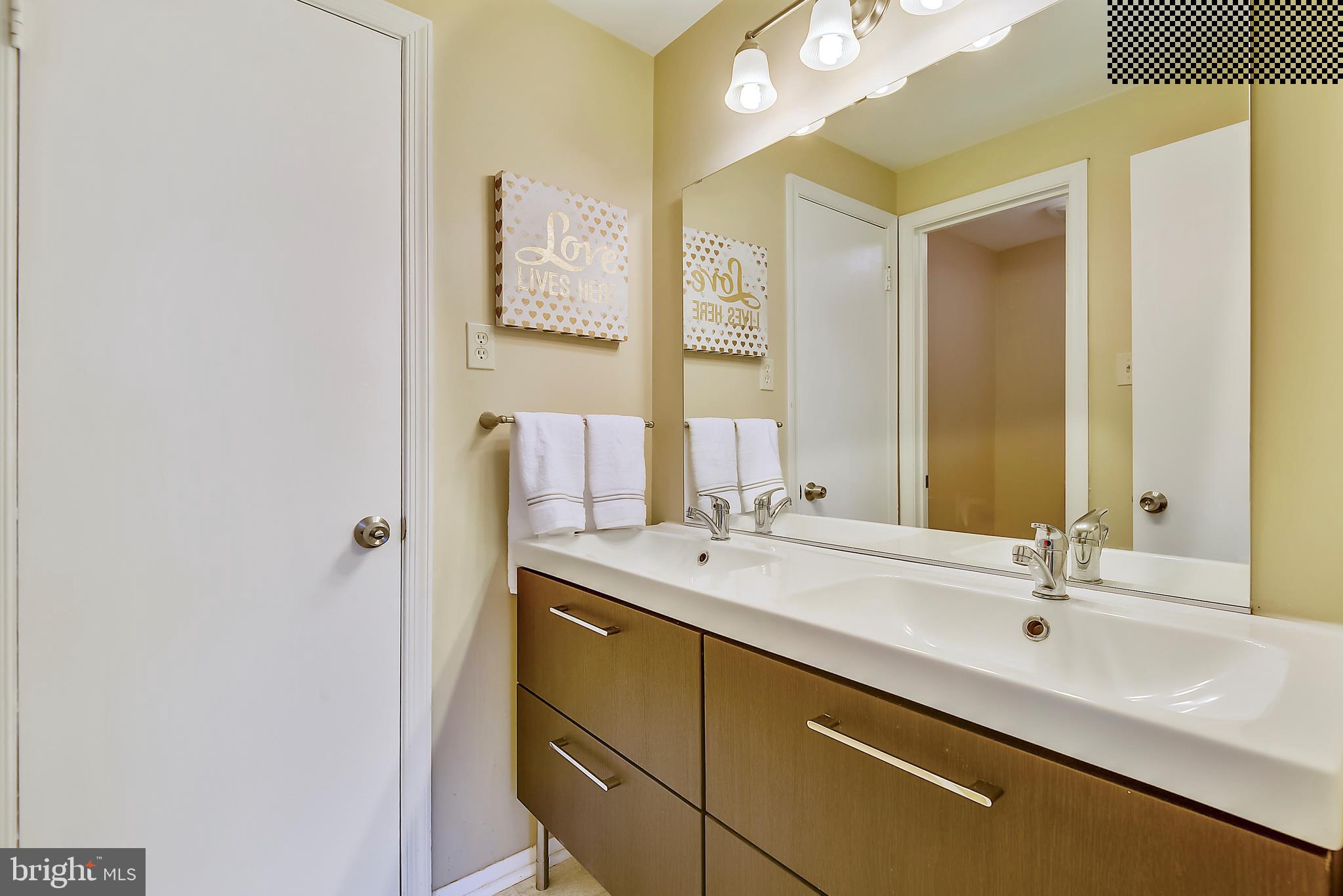 9935 Mallard Drive Laurel, MD 20708 - Photo 10 of 40 Upper Level Full Bathroom-Double Vanity Sinks