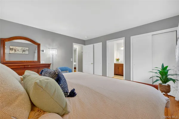 $835,000 | 2314 Sultana Drive, Yorktown Heights, NY 10598