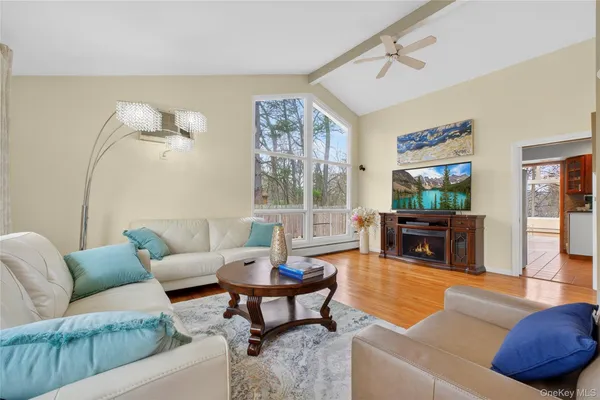 $835,000 | 2314 Sultana Drive, Yorktown Heights, NY 10598