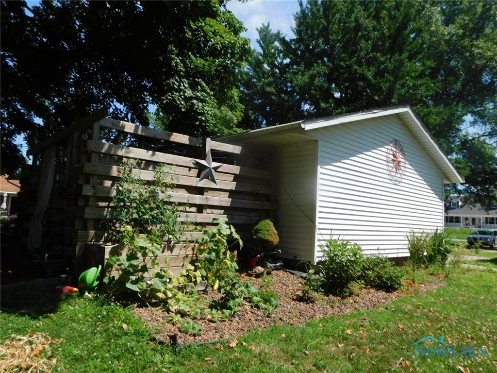 820 Burr Road Wauseon, OH 43567 - Photo 12 of 26 Gallery Image 12