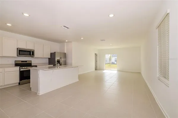 $1,895 | 2827 Whitaker Point, Haines City, FL 33844
