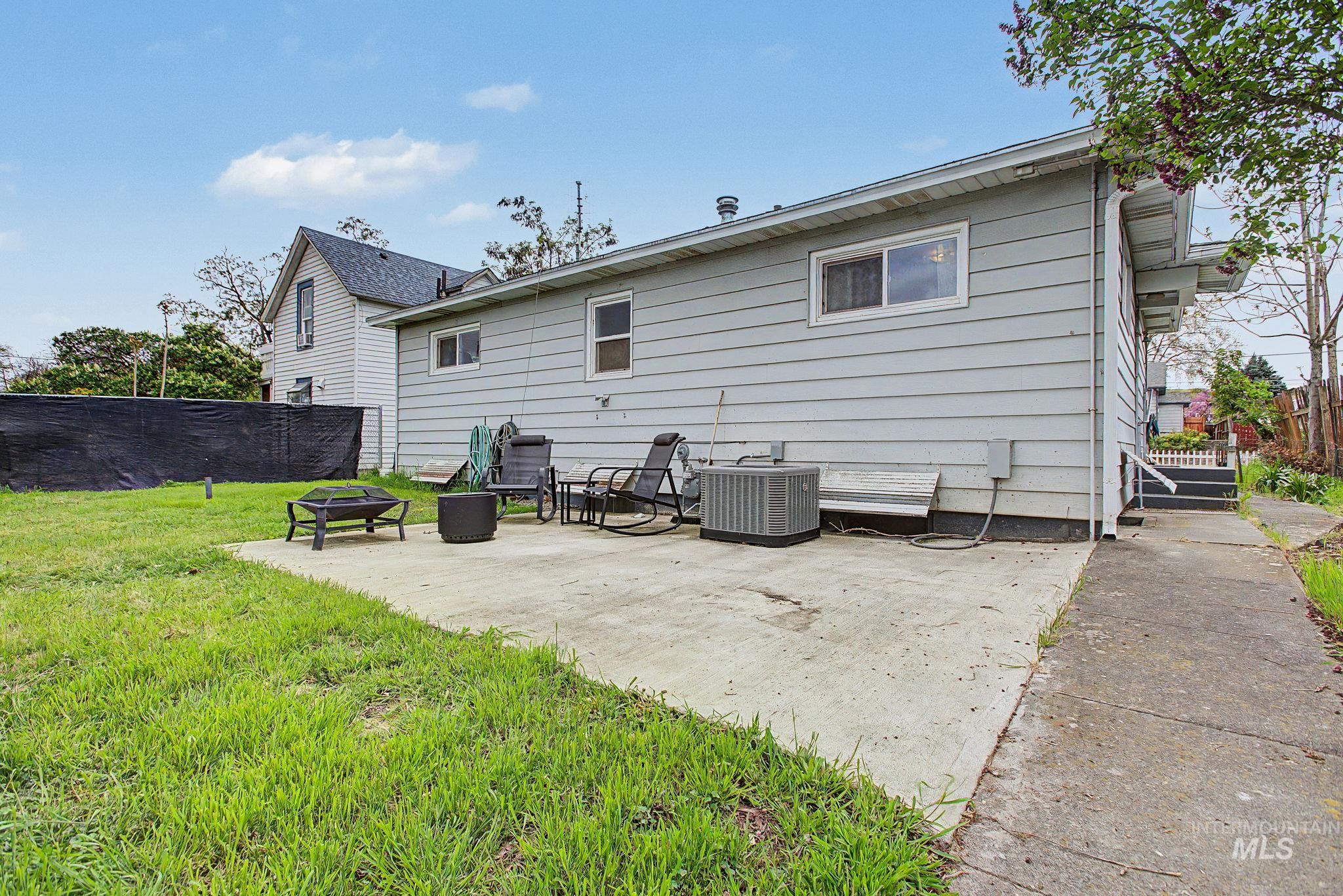 2325 8th Avenue Lewiston, ID 83501 - Photo 3 of 36