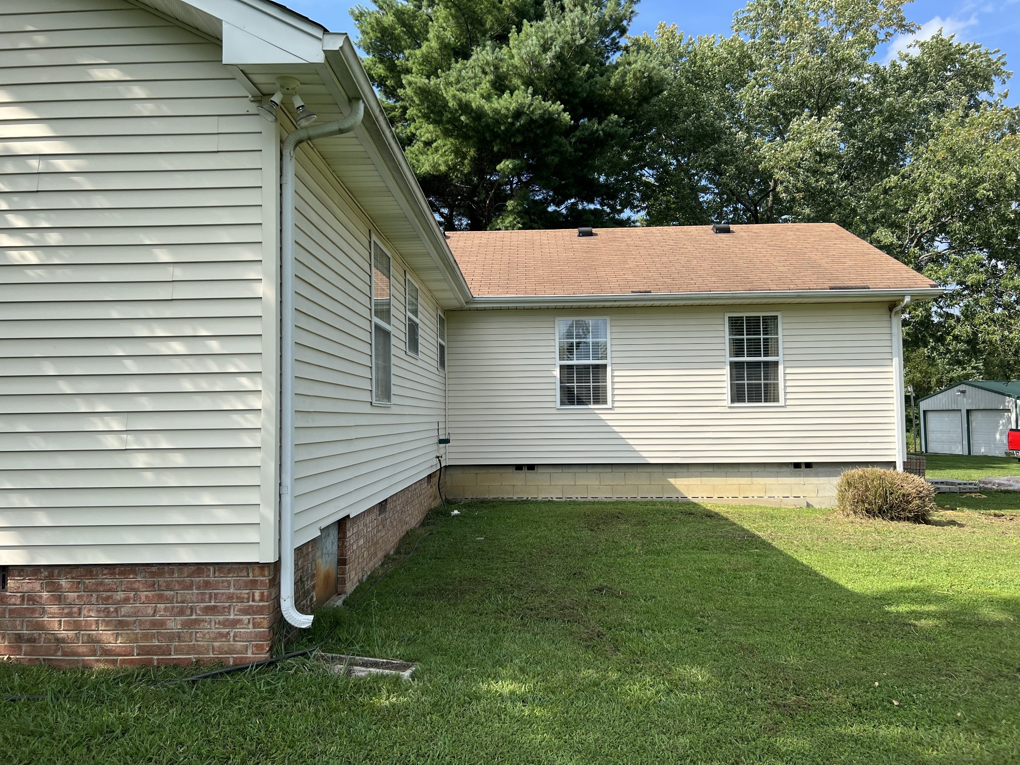 1124 Spring Creek Road Lafayette, TN 37083 - Photo 3 of 17 Gallery Image 3