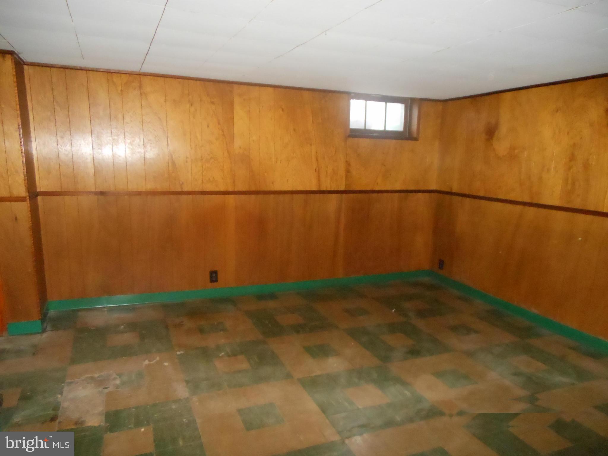 7303 Stratton Way Baltimore, MD 21224 - Photo 12 of 16 Basement