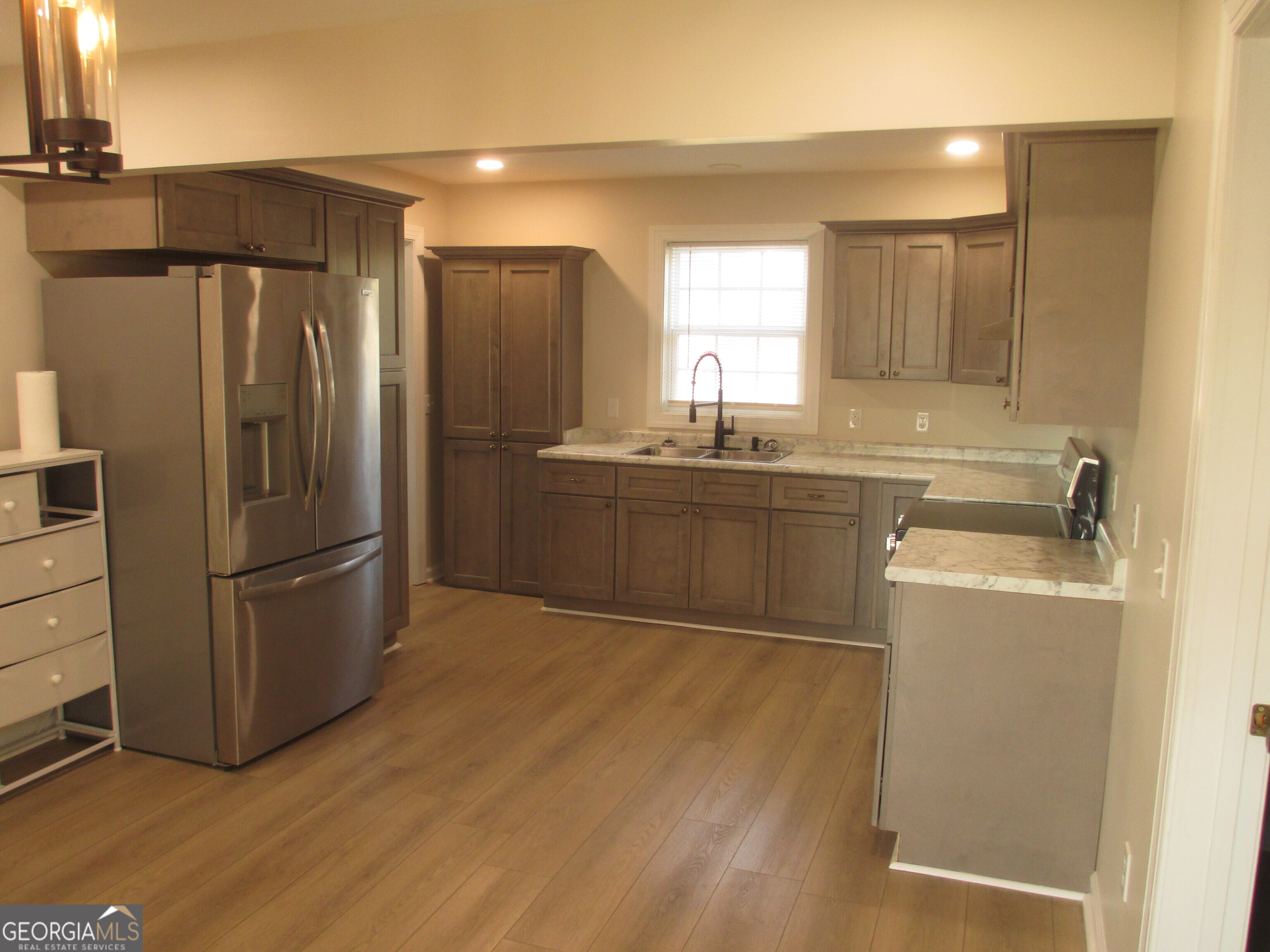 390 Bay Street Baxley, GA 31513 - Photo 12 of 24