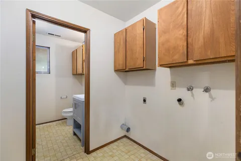 $1,050,000 | 6915 Northeast 163rd Street, Kenmore, WA 98028
