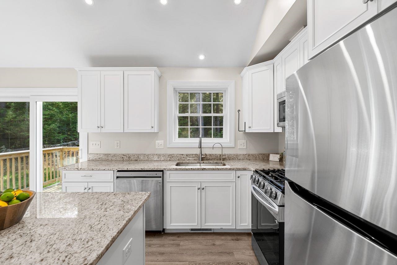 80 Salisbury Road Mont Vernon, NH 03057 - Photo 17 of 45