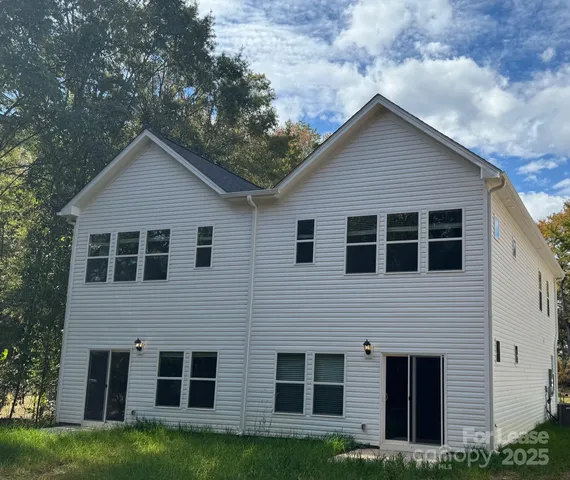 $2,200 | 9717 Misenheimer Road, Unit 5A, Charlotte, NC 28215