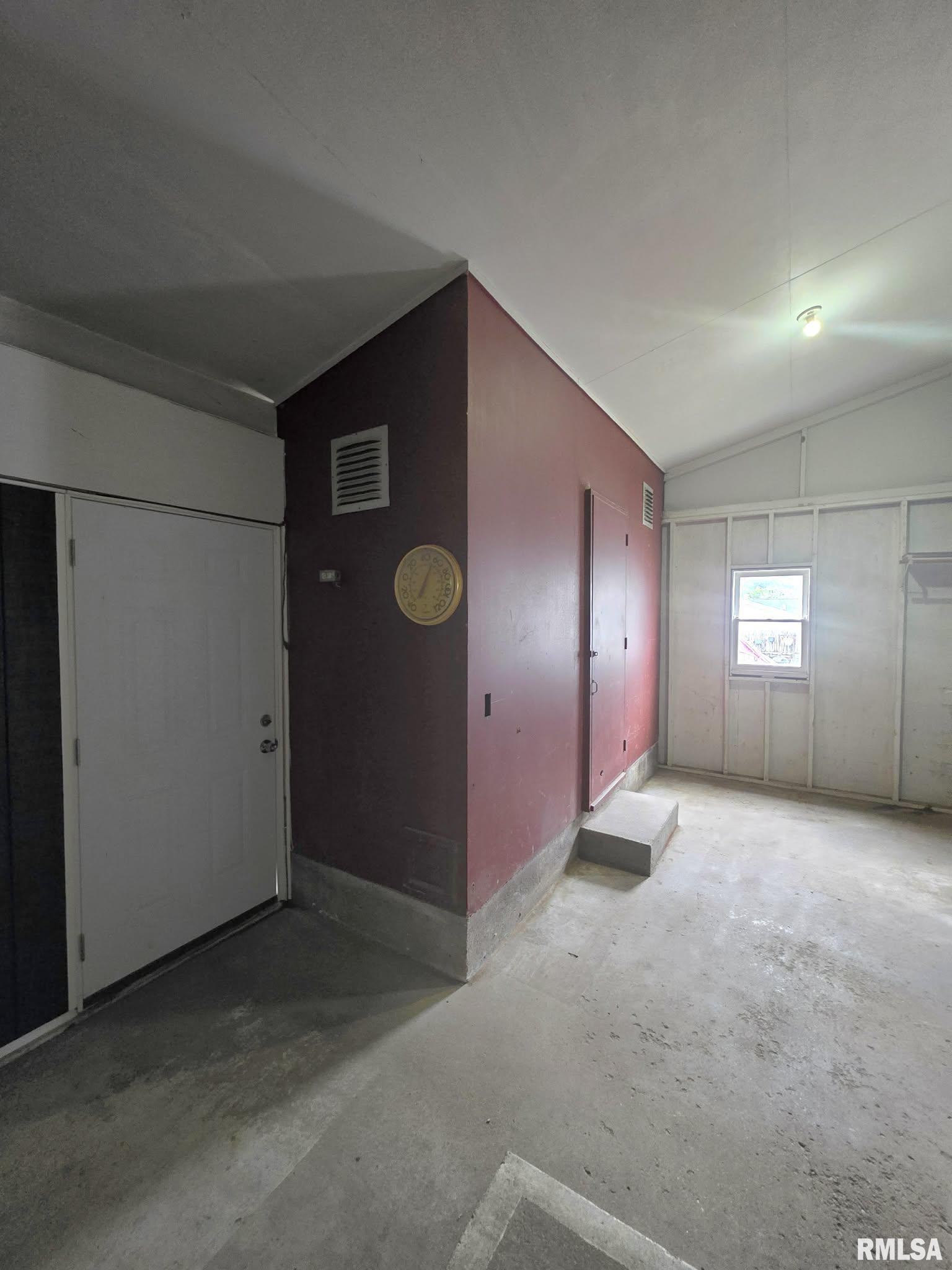 1012 South 15th Street Quincy, IL 62301 - Photo 11 of 22