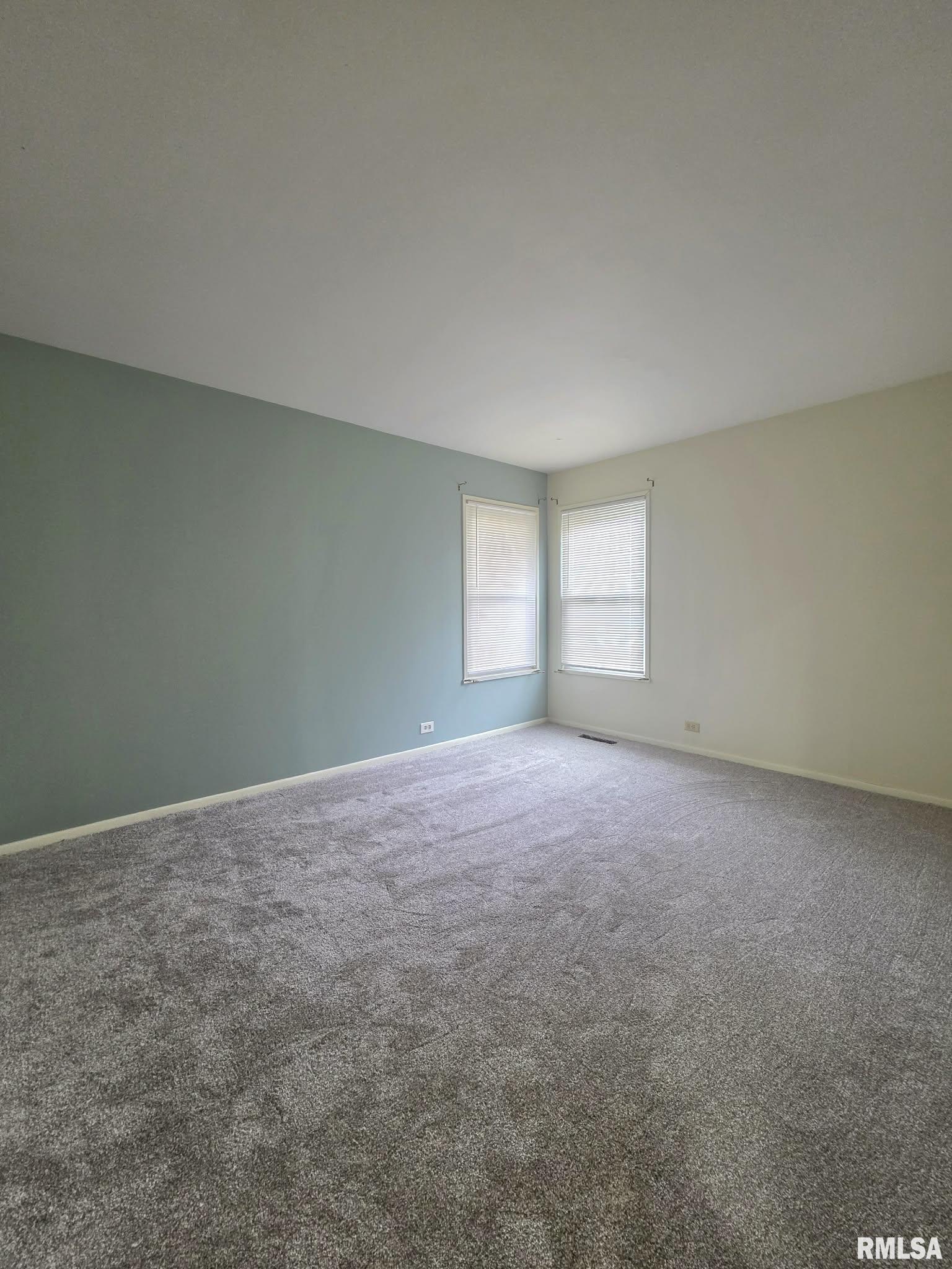 1012 South 15th Street Quincy, IL 62301 - Photo 7 of 22