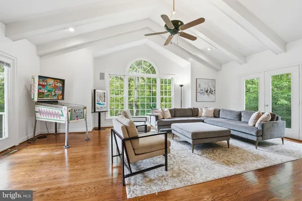 $2,199,000 | 2207 Aryness Drive, Vienna, VA 22181