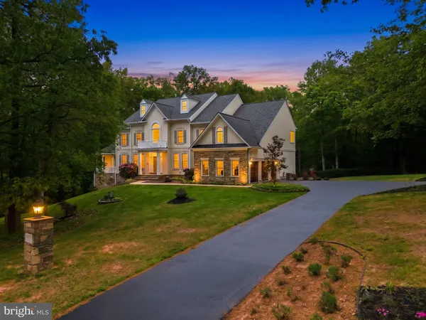 $2,199,000 | 2207 Aryness Drive, Vienna, VA 22181