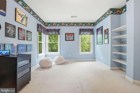 a view of utility room with washer and dryer