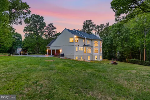 $2,199,000 | 2207 Aryness Drive, Vienna, VA 22181