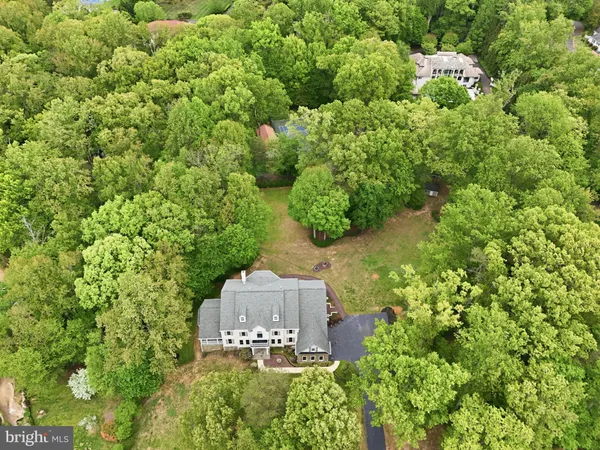 $2,199,000 | 2207 Aryness Drive, Vienna, VA 22181