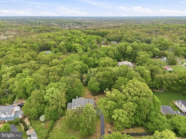 $2,199,000 | 2207 Aryness Drive, Vienna, VA 22181