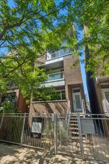 $700,000 | 1536 West Walton Street, Unit 3, Chicago, IL 60642