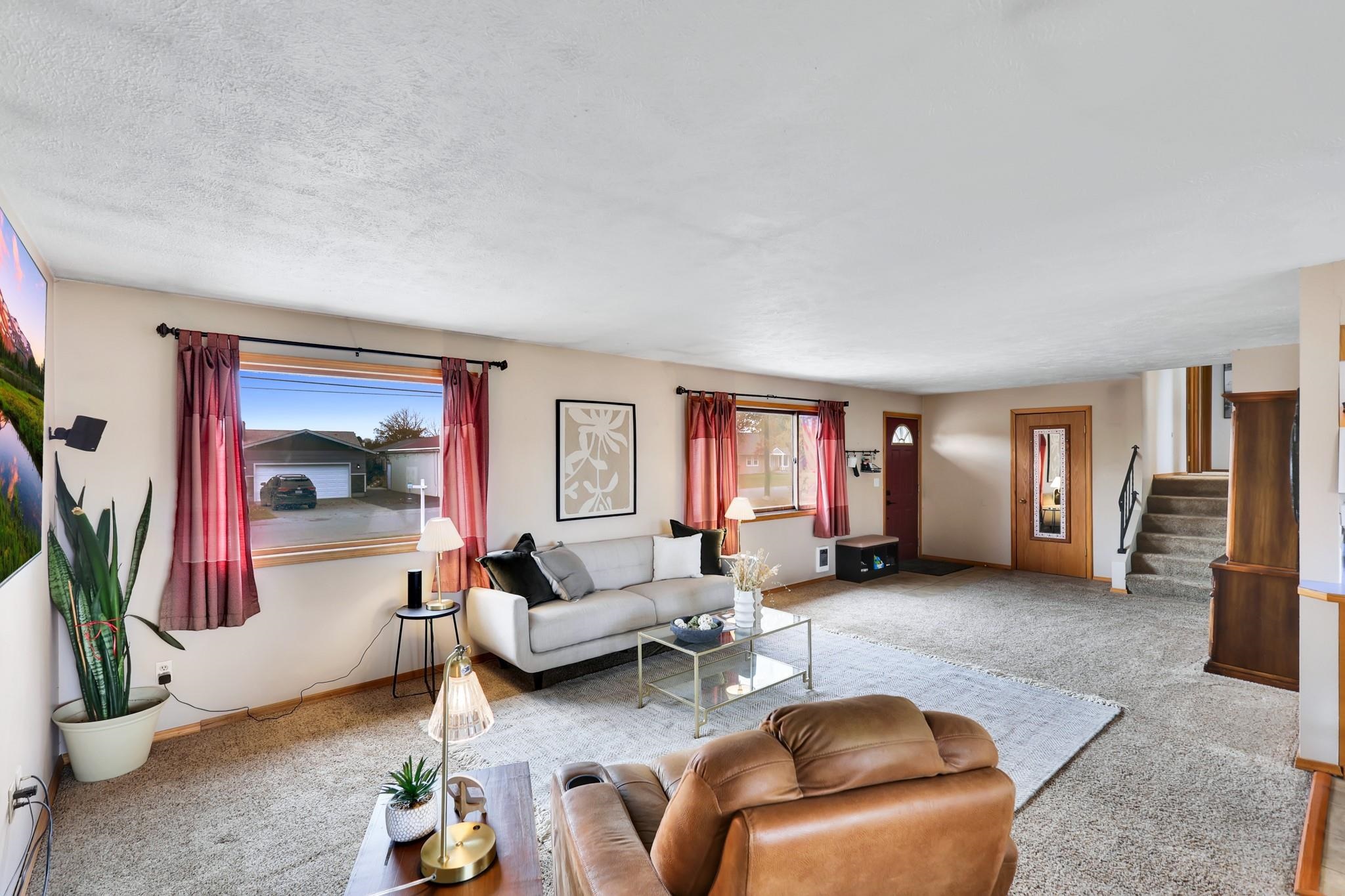 1322 North Mamer Road Spokane Valley, WA 99216 - Photo 2 of 48