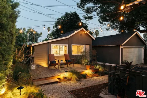 a view of outdoor space yard and patio
