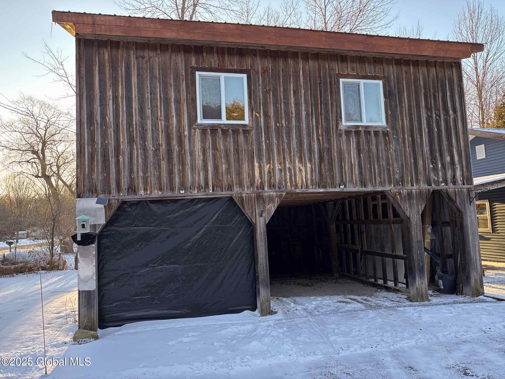 Detached Garage