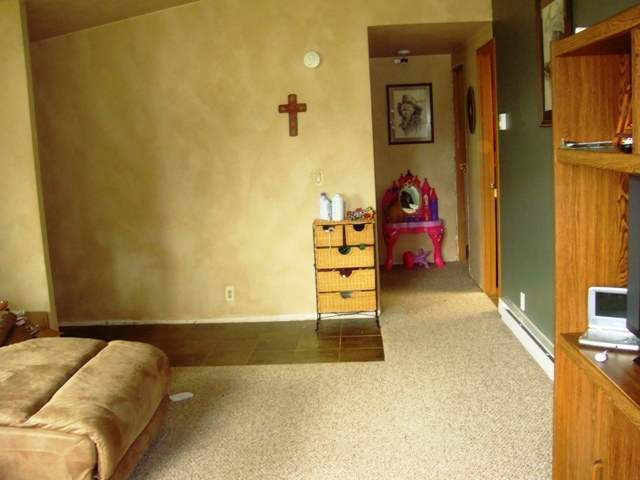 4674 Price Road Clayton, WA 99110 - Photo 4 of 9