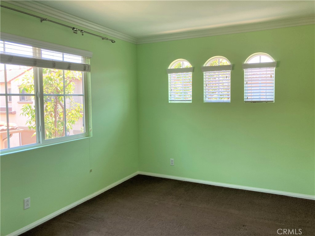 26 Opus Irvine, CA 92618 - Photo 18 of 32 a view of empty room with windows