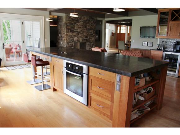 142 Four Sisters Road South Burlington, VT 05403 - Photo 11 of 31 Gallery Image 11