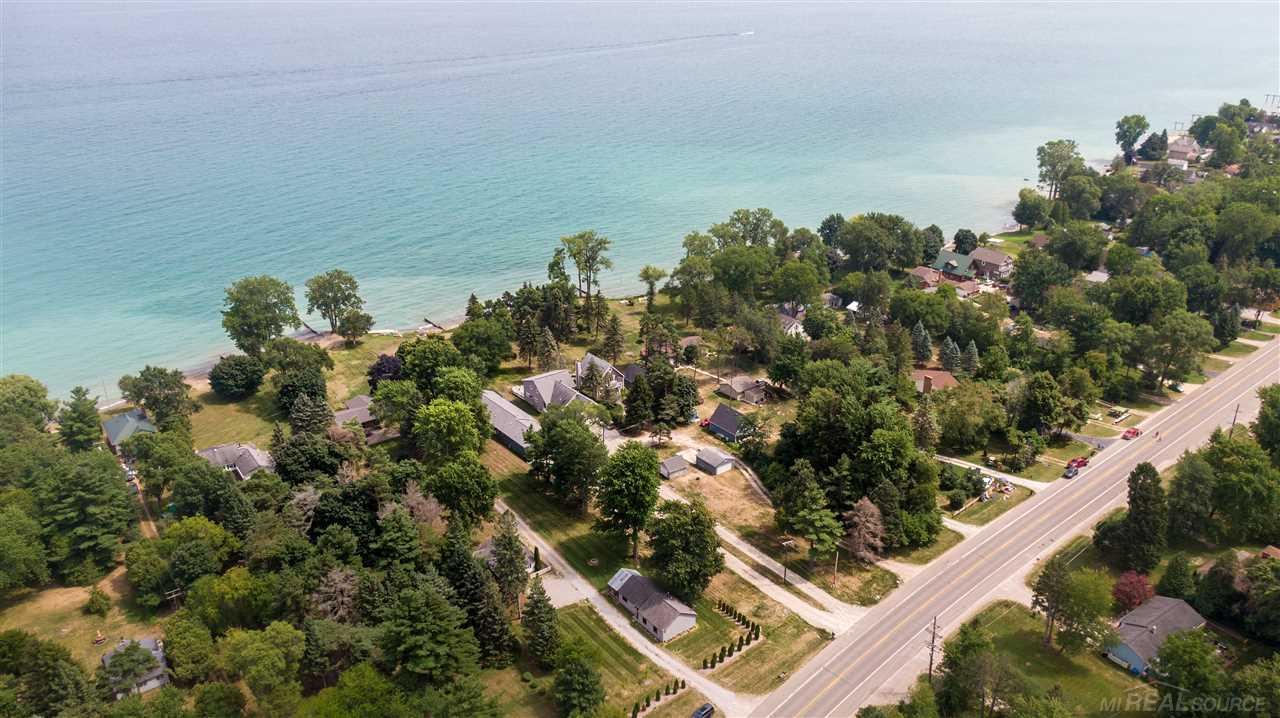 8173 Lakeshore Road Lexington, MI 48450 - Photo 27 of 37 50023609-58.JPG