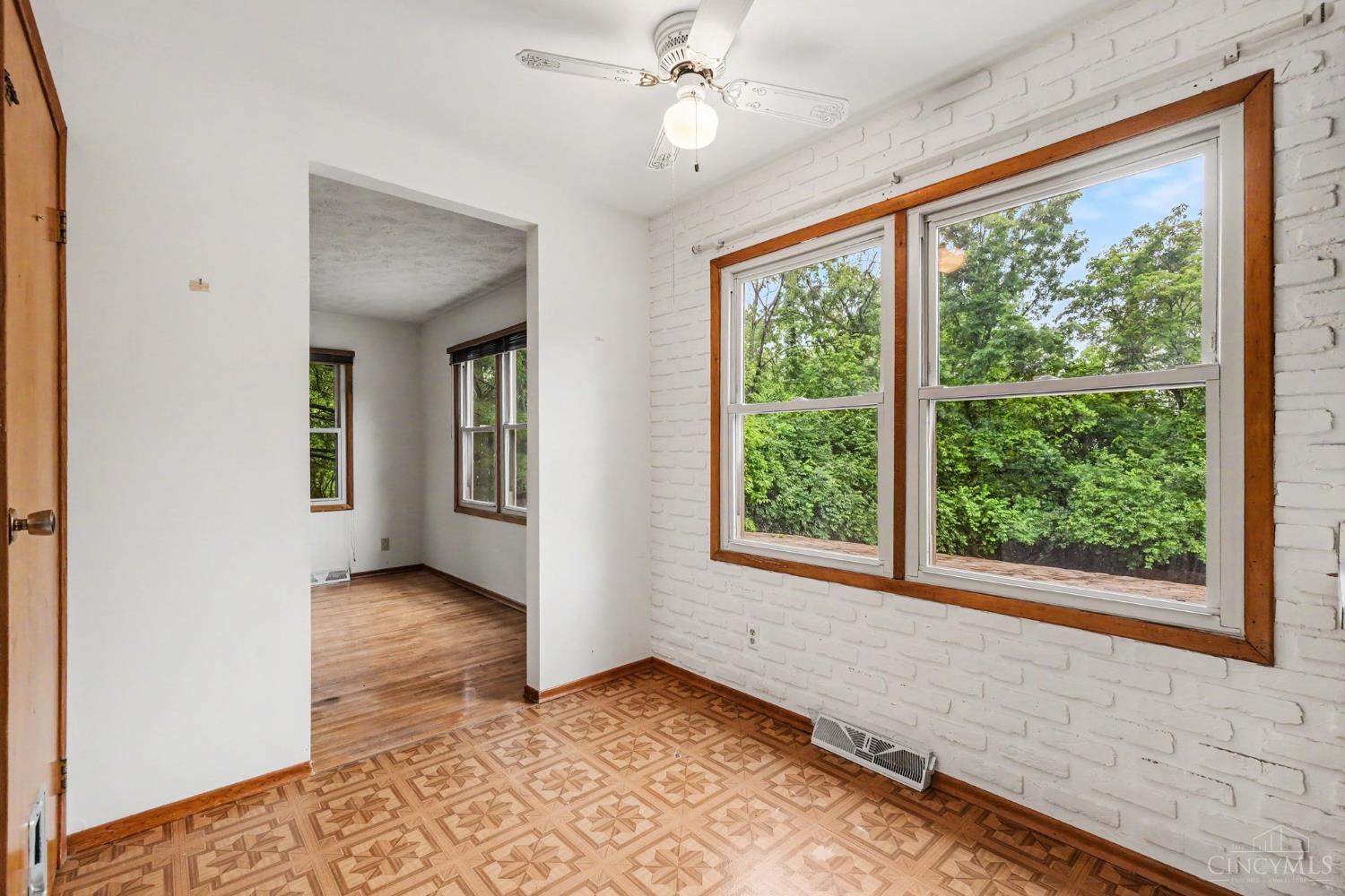 3148 West Fork Road Cincinnati, OH 45239 - Photo 8 of 44