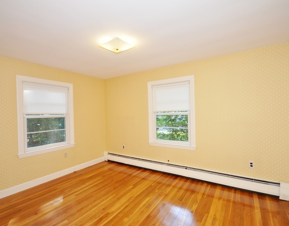 183 Hayward Mill Road Concord, MA 01742 - Photo 12 of 19