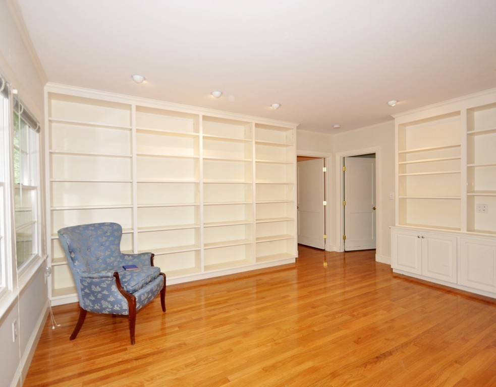 183 Hayward Mill Road Concord, MA 01742 - Photo 3 of 19