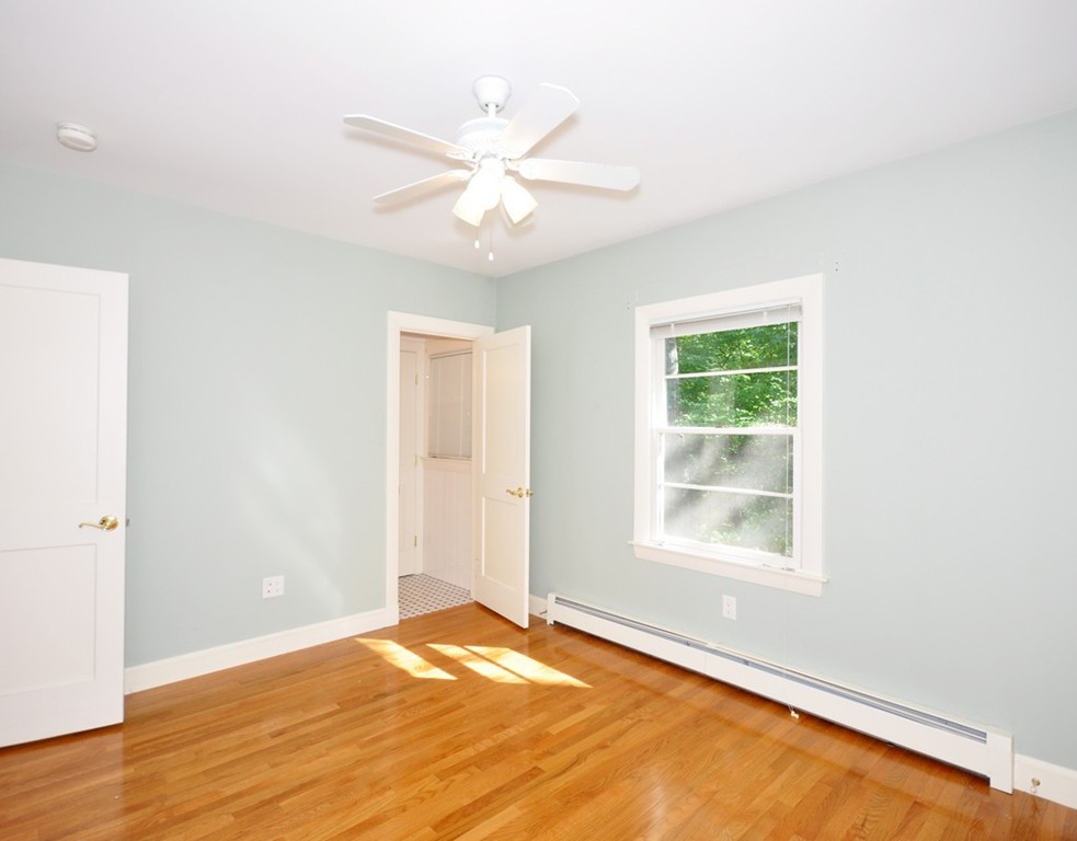 183 Hayward Mill Road Concord, MA 01742 - Photo 7 of 19