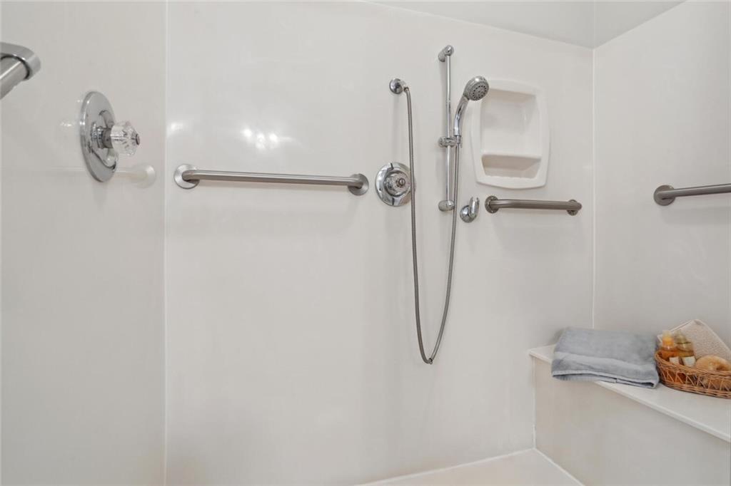 226 Hames Road, Unit 235 Woodstock, GA 30188 - Photo 17 of 32