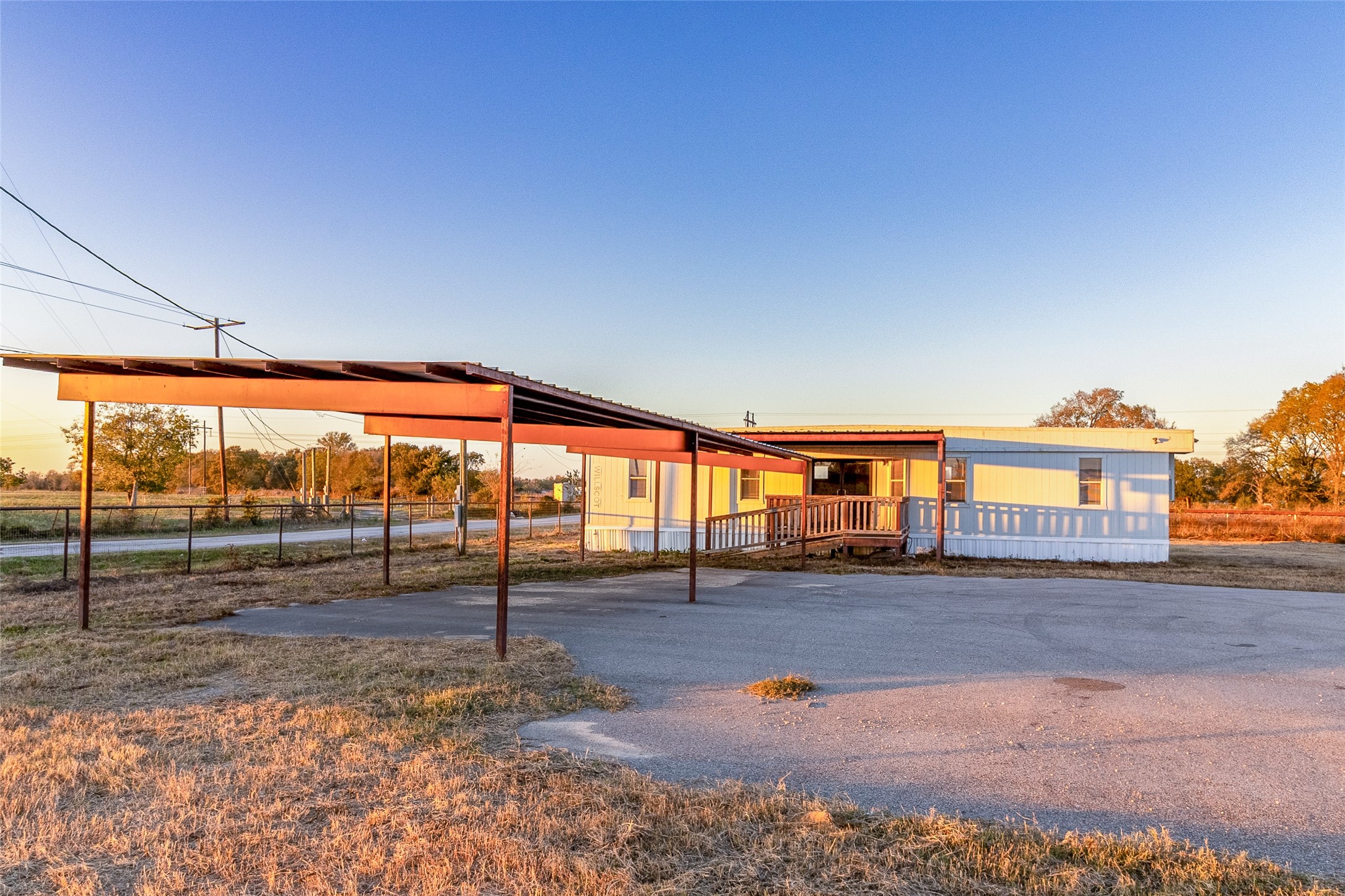 9477 County Road 420 Navasota, TX 77868 - Photo 15 of 25 a view of a house with a street